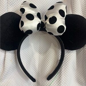 Disney Black and White Polka Dot Minnie Mouse Ears Headband